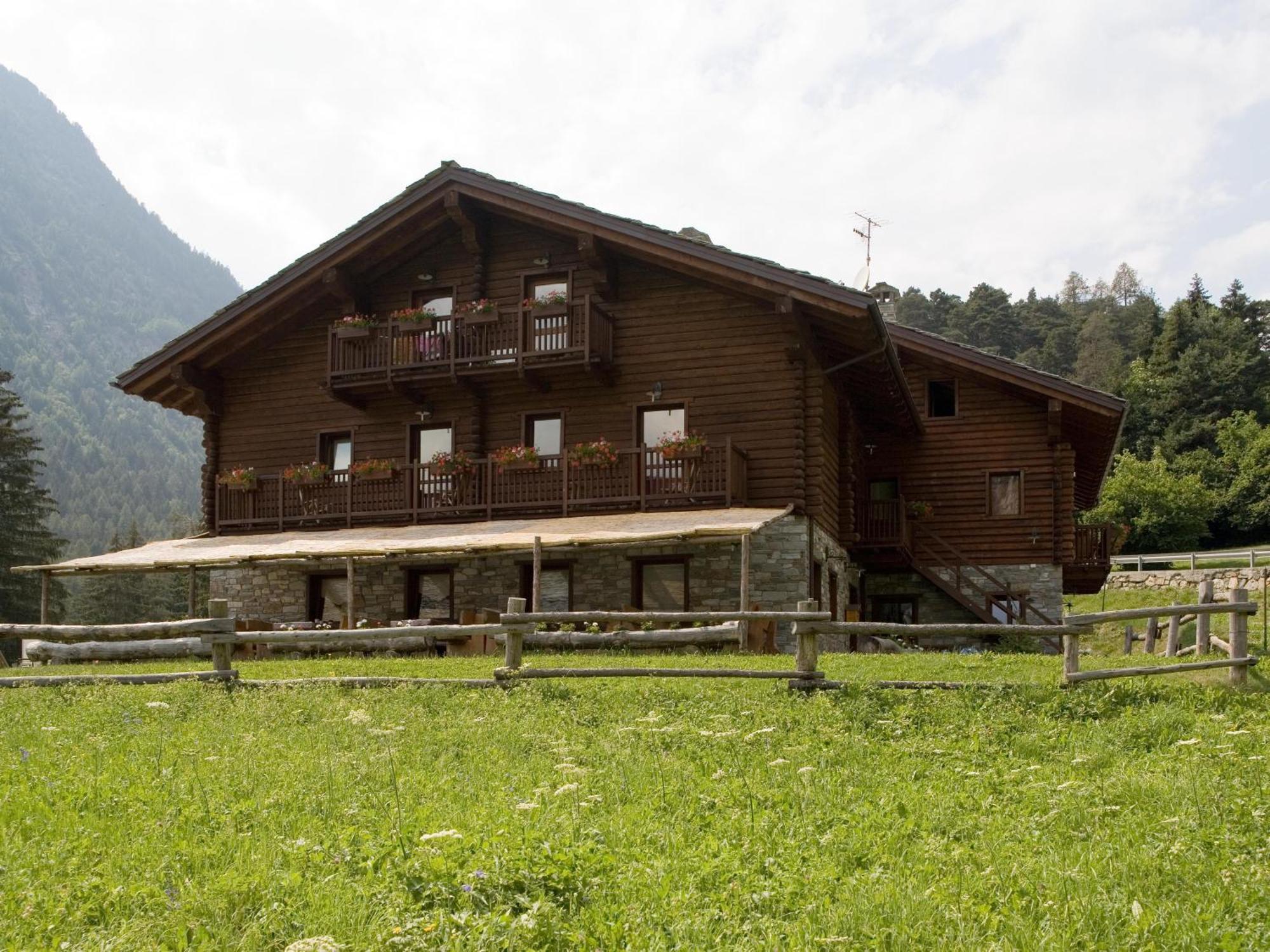 Agriturismo Les Hiboux Brusson Zewnętrze zdjęcie